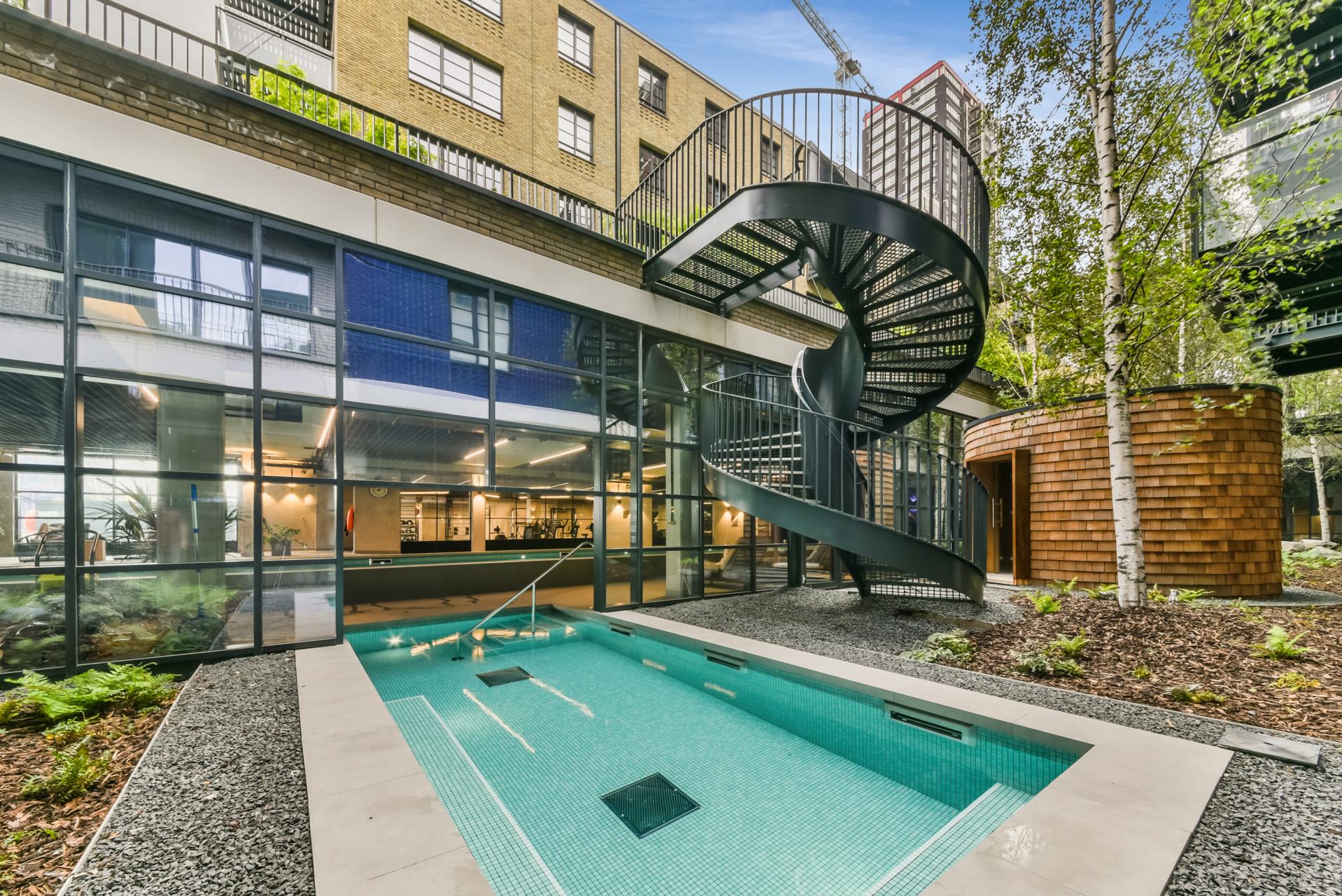 Flat Castle Slip in Greater London