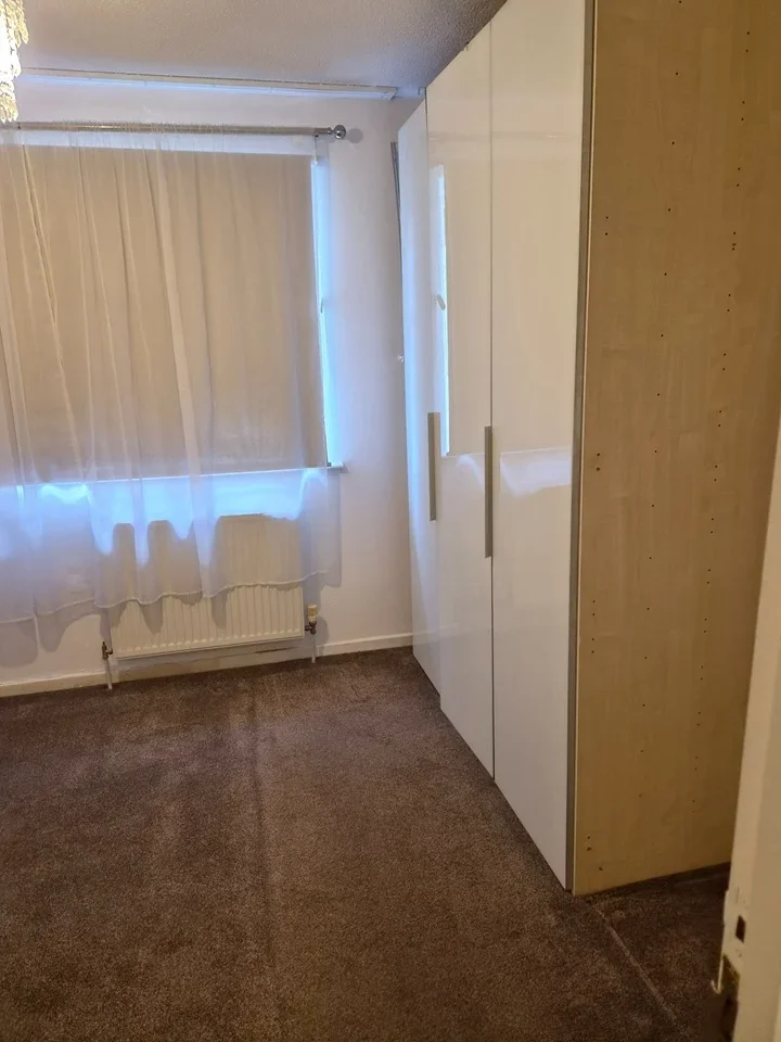 House Bowers Walk in Greater London