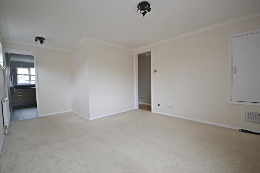 Flat Goosegreen Close in Horsham