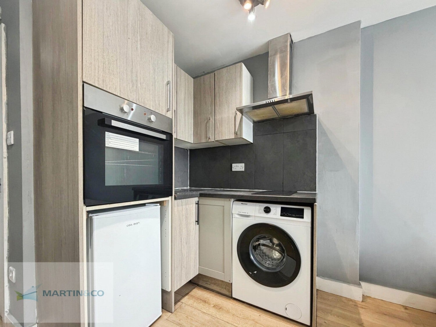 Flat Burlington Road in Greater London