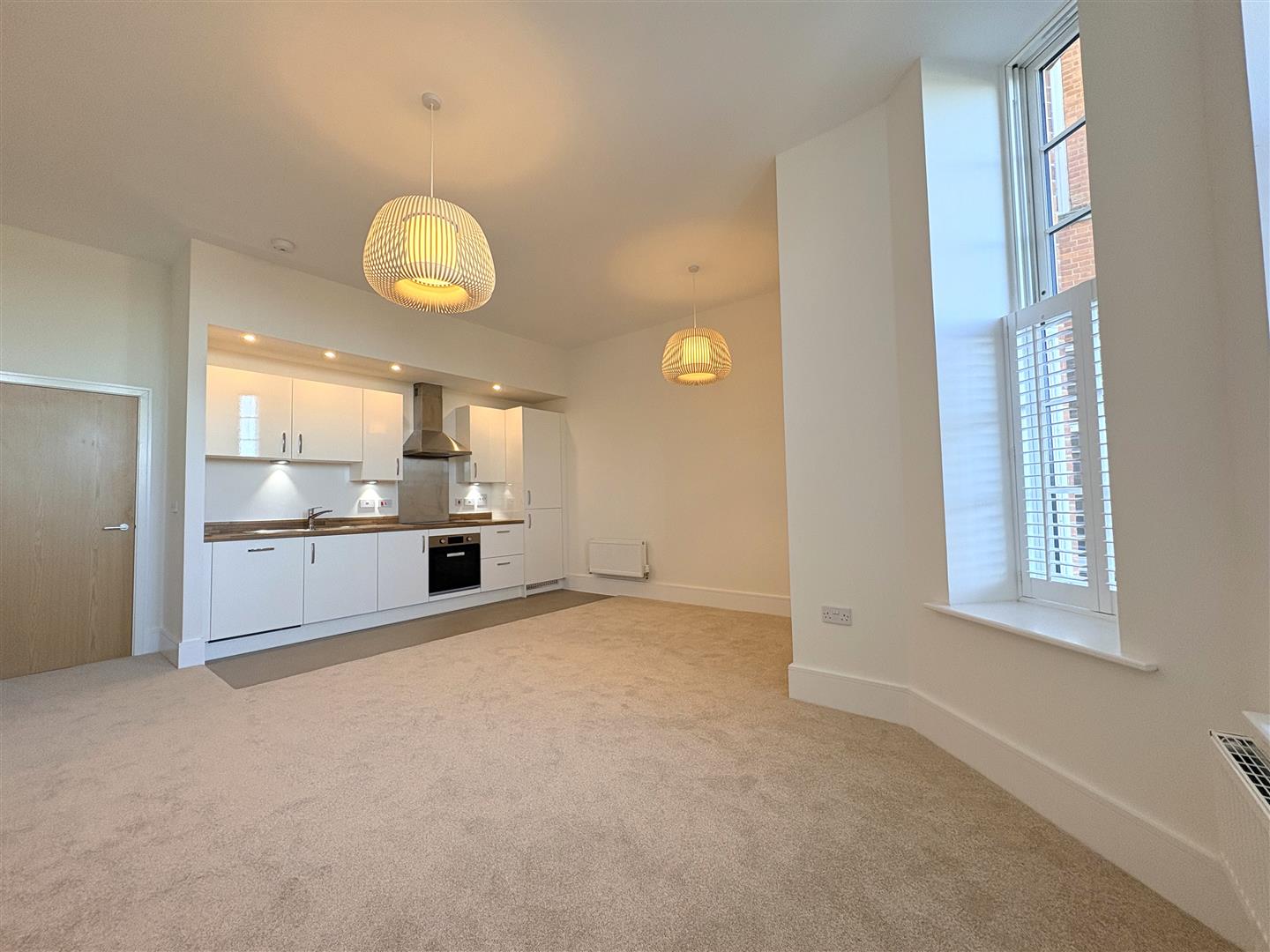Flat Longley Road in Chichester