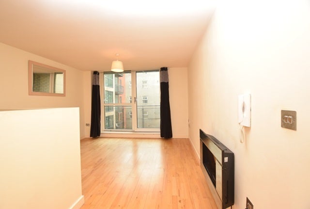 Flat Northcote Road in Sheffield
