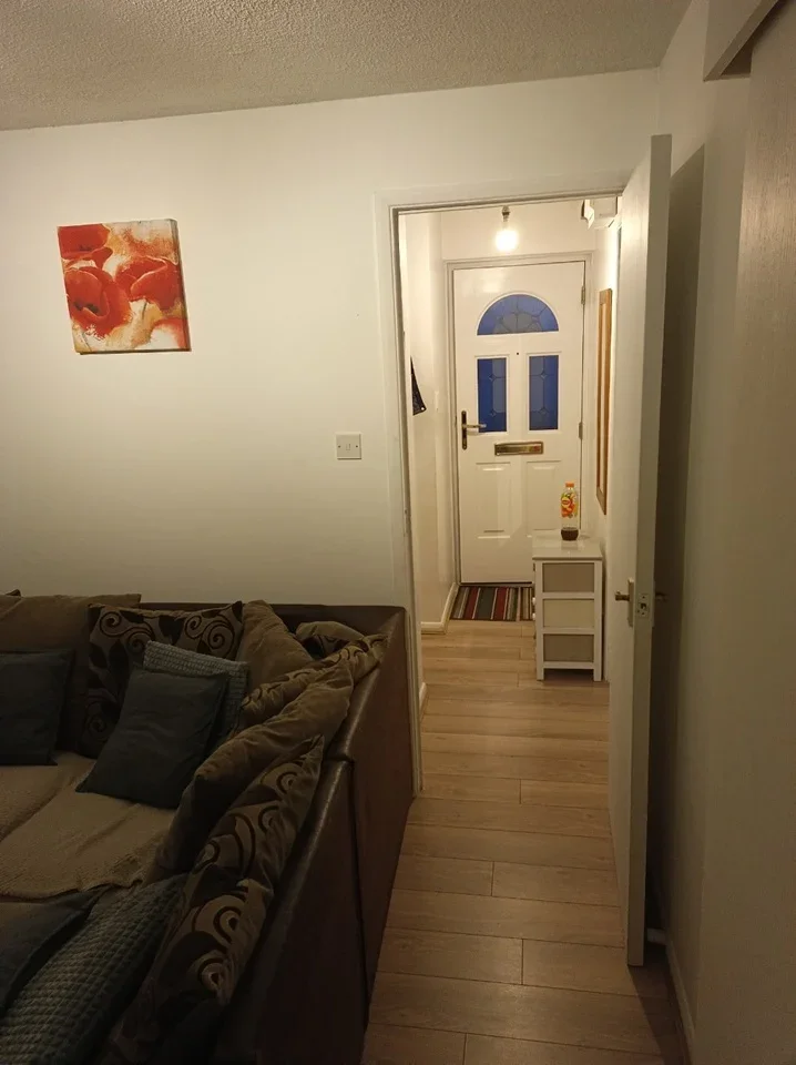Flat Emerald Close in Greater London