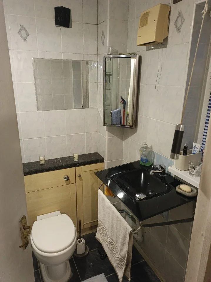 Flat Emerald Close in Greater London