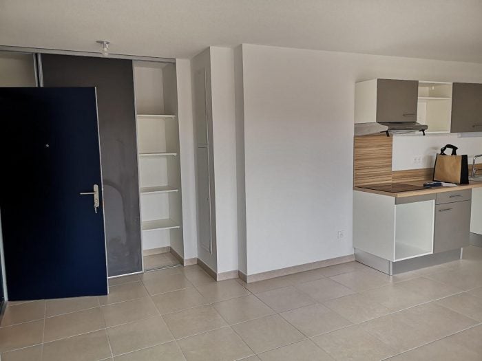 Appartement Rue Émilien Ronzas à Nîmes