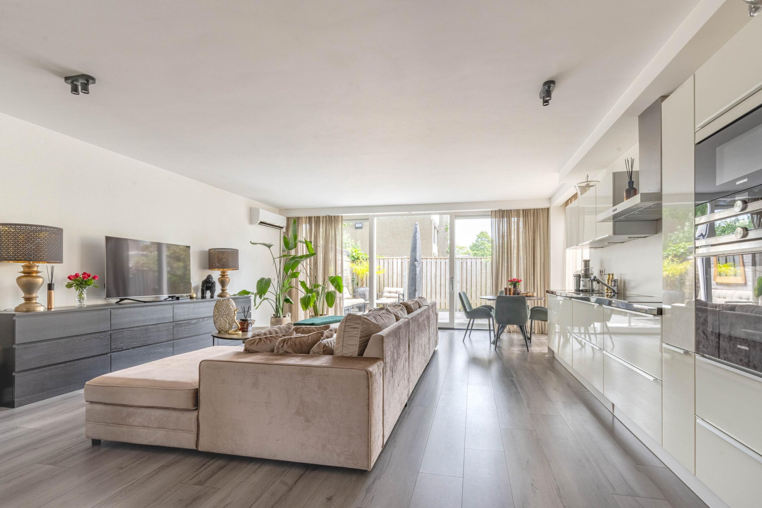 Appartement Hoge Weije 3191 SK in Hoogvliet Rotterdam