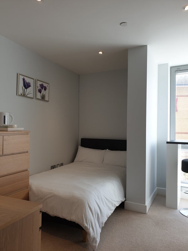 Room Alexia Square in Greater London