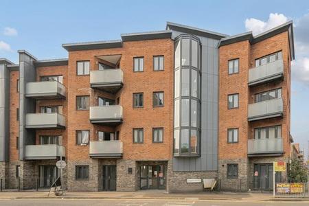 Flat Weldale Street in Reading