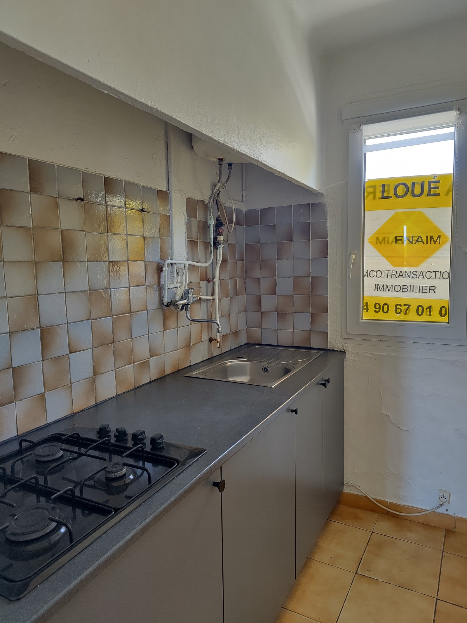 Flat Place Maurice Charretier in Carpentras
