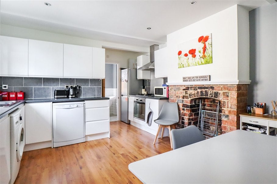 Flat Carlton Road in St Albans