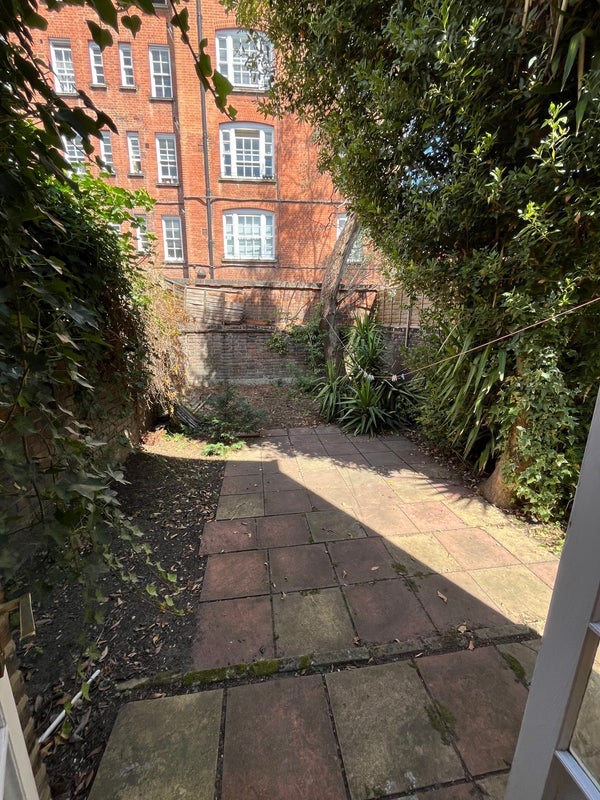 Room Sedlescombe Road in Greater London