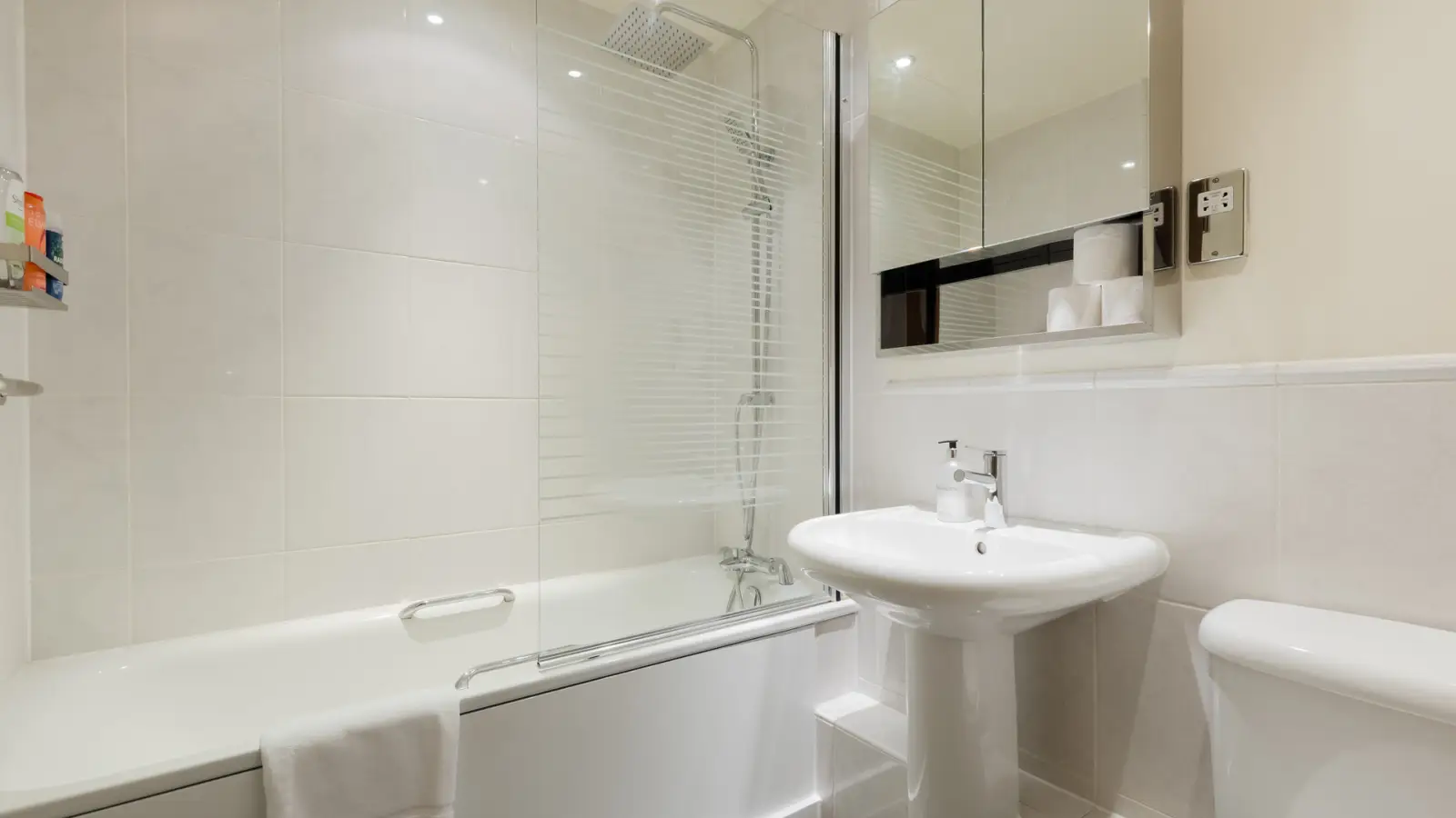 Flat Wandsworth Road in Greater London