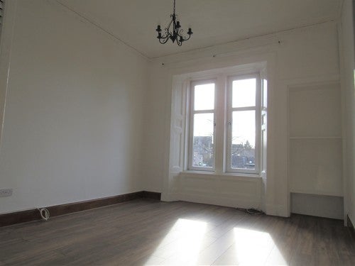 Flat King Street in Coatbridge