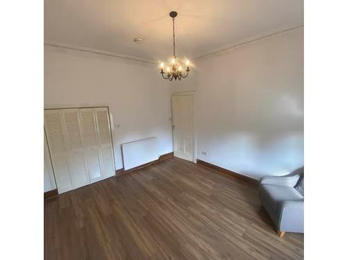 Flat King Street in Coatbridge