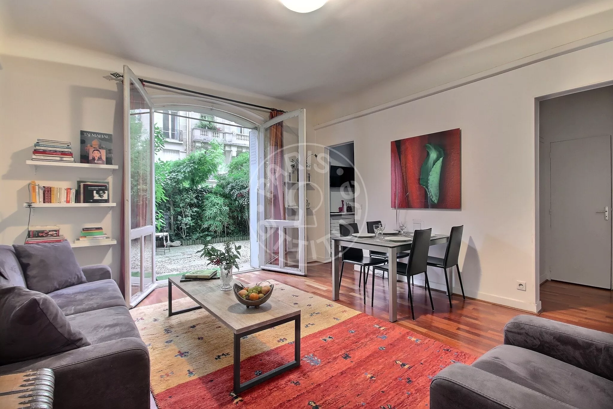 Flat Rue Jean Carriès in Paris