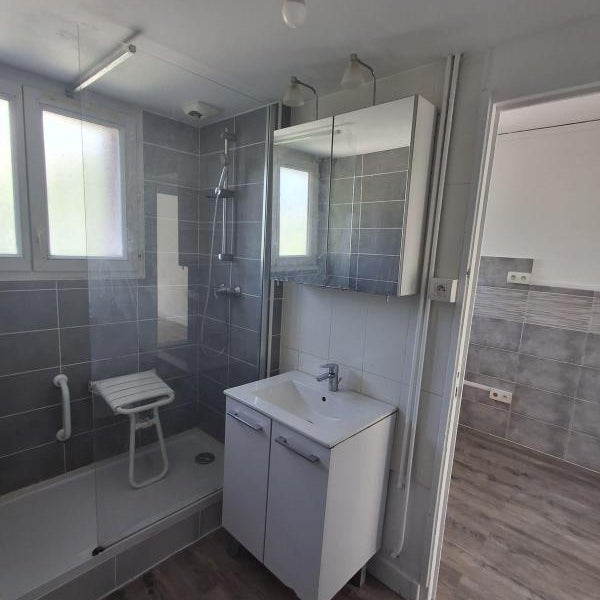 Appartement Avenue du Medecin Général Viallet à Saint-Égrève