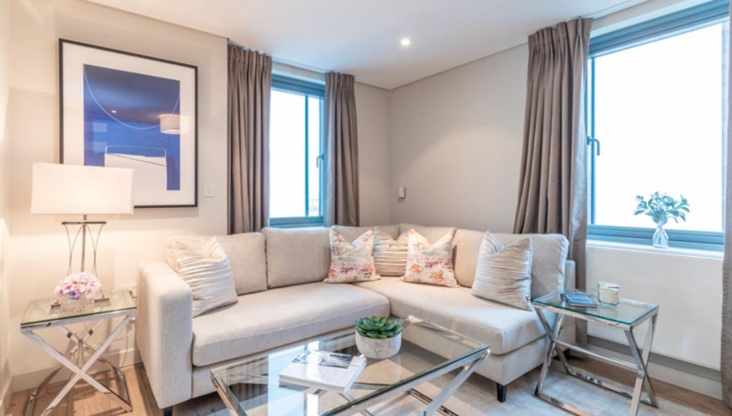 Flat Merchant Square in City of Westminster