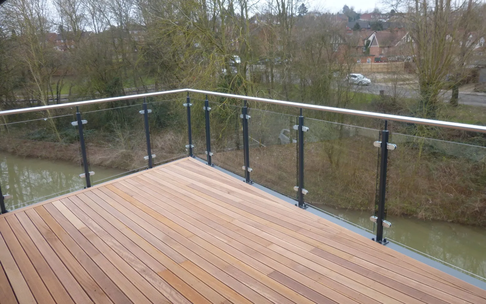 Flat Riverside Park in Cherwell District
