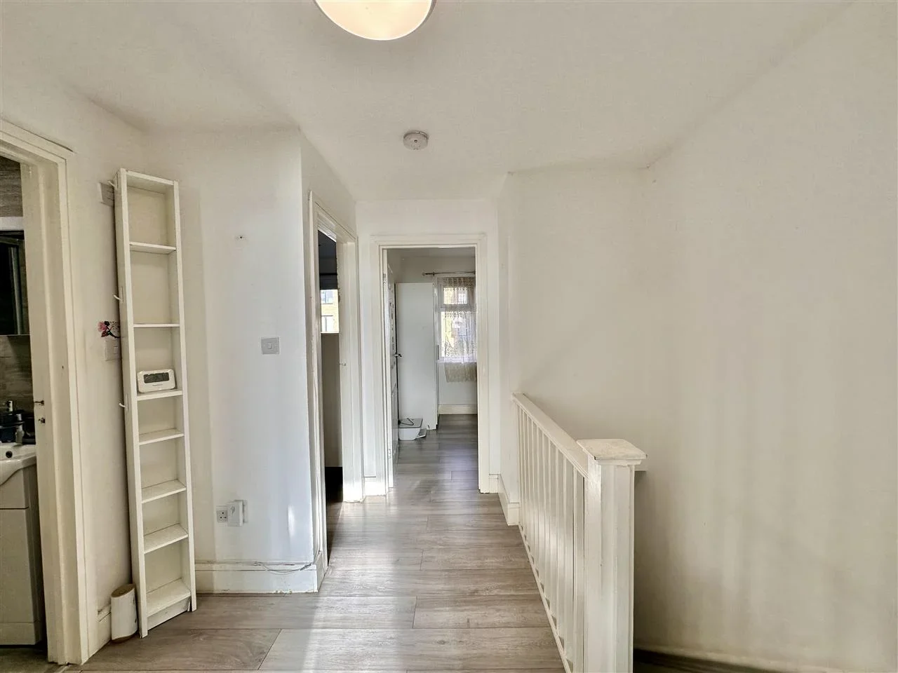 Flat Bilton Road in Greater London