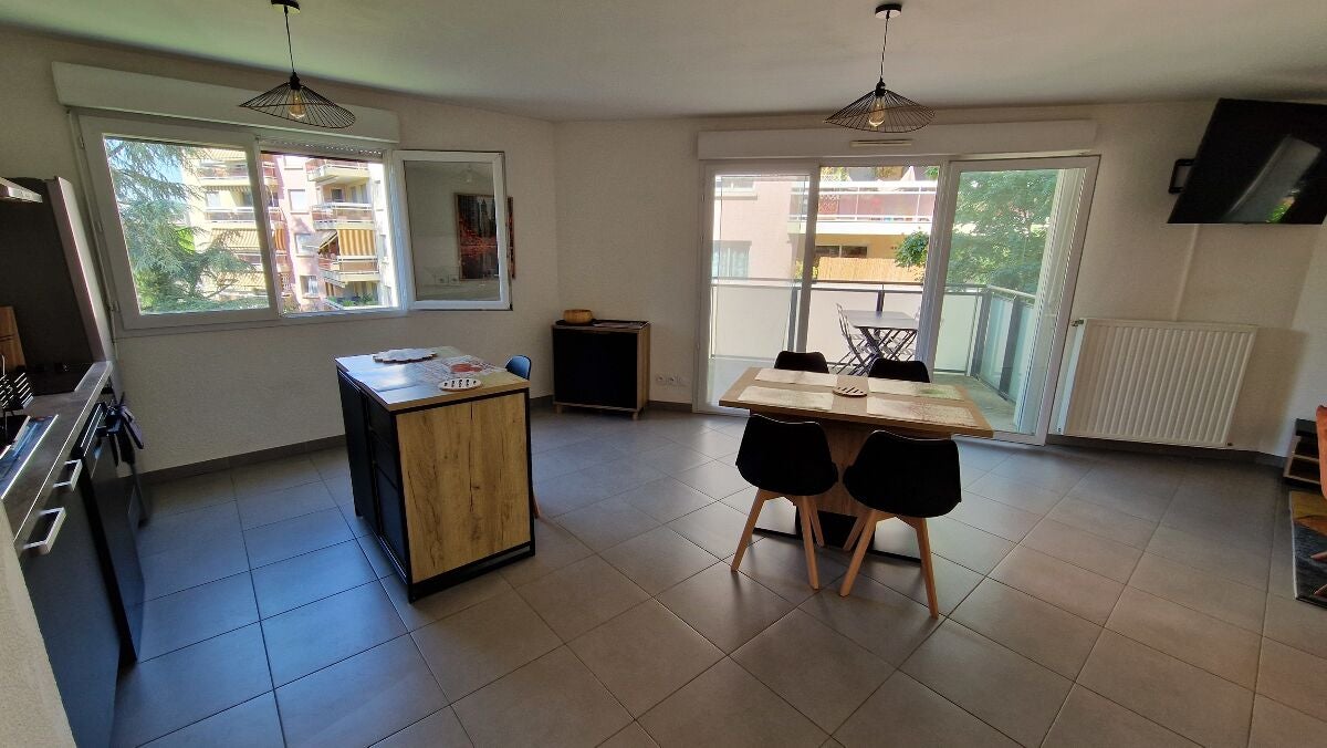 Appartement Rue Joliot-Curie à Tassin-la-Demi-Lune