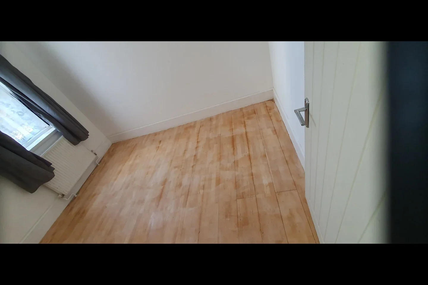 Room Belgrave Road in Greater London