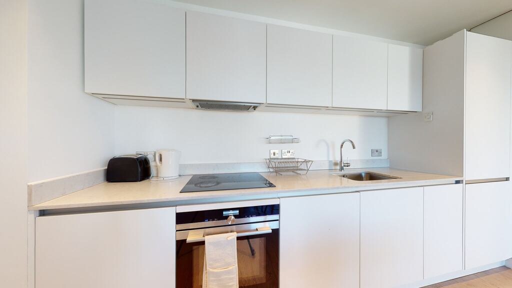 Flat Highgate Hill in Greater London
