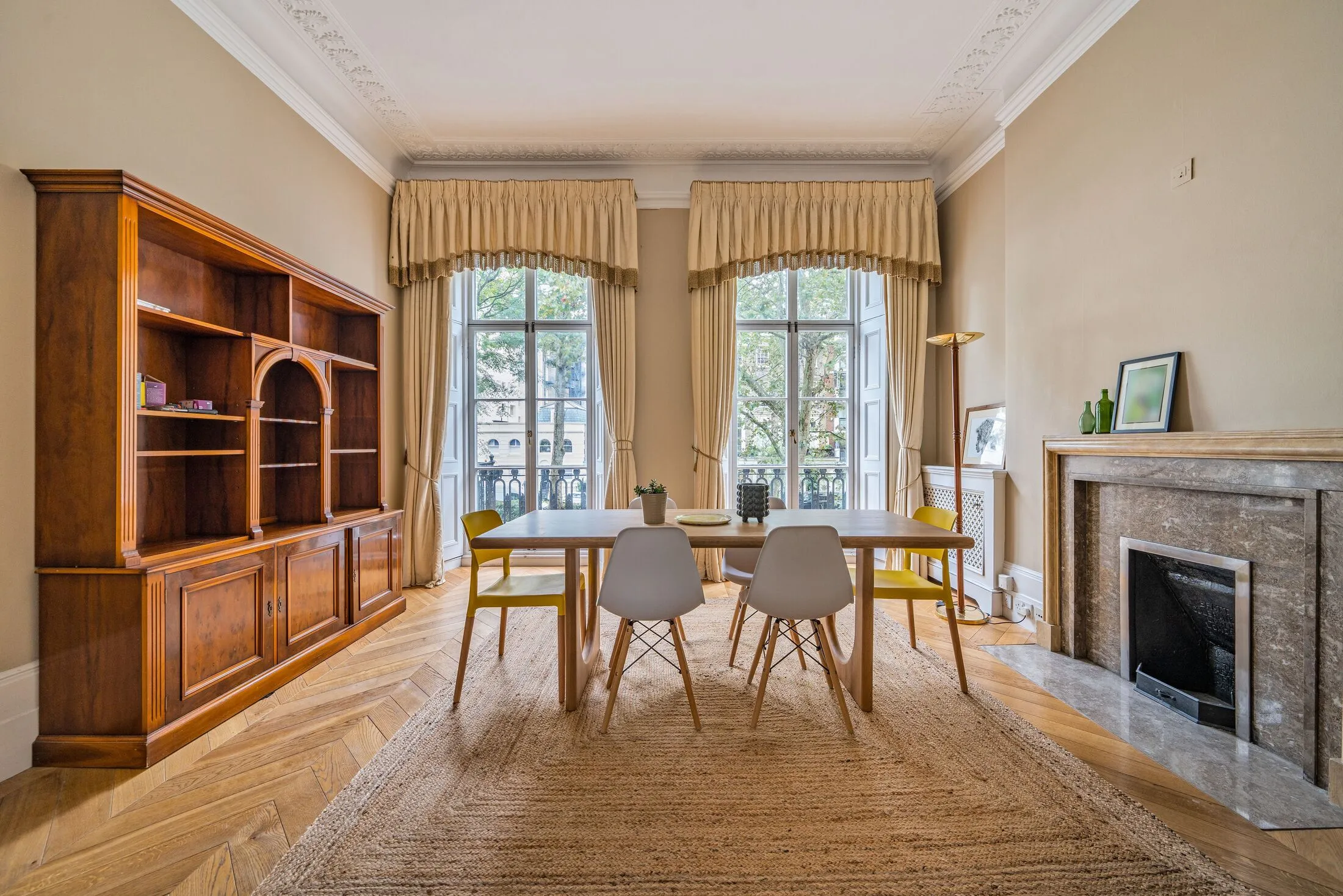 Flat Ennismore Gardens in City of Westminster