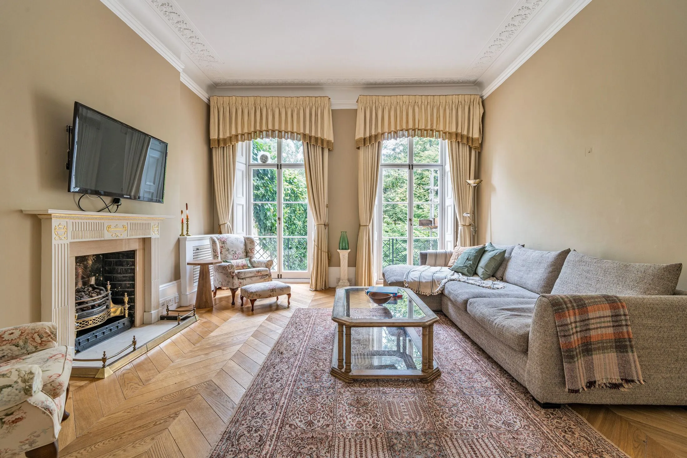 Flat Ennismore Gardens in City of Westminster