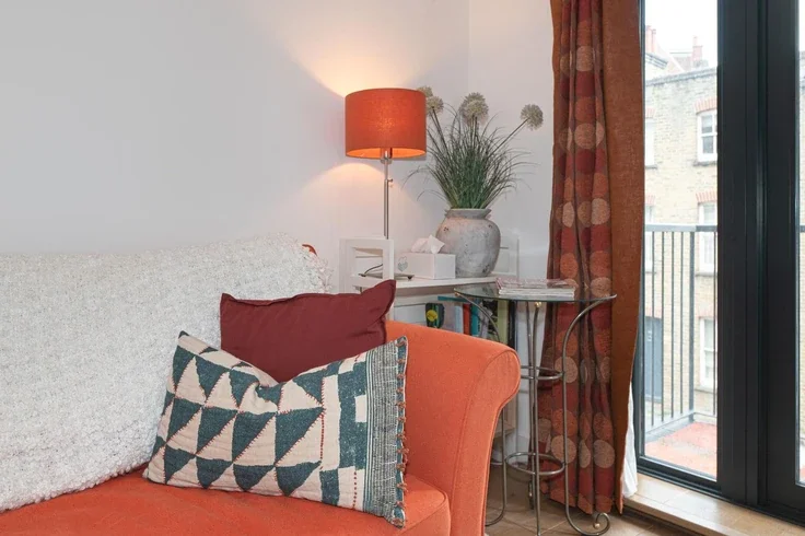Flat Wolseley Street in Greater London