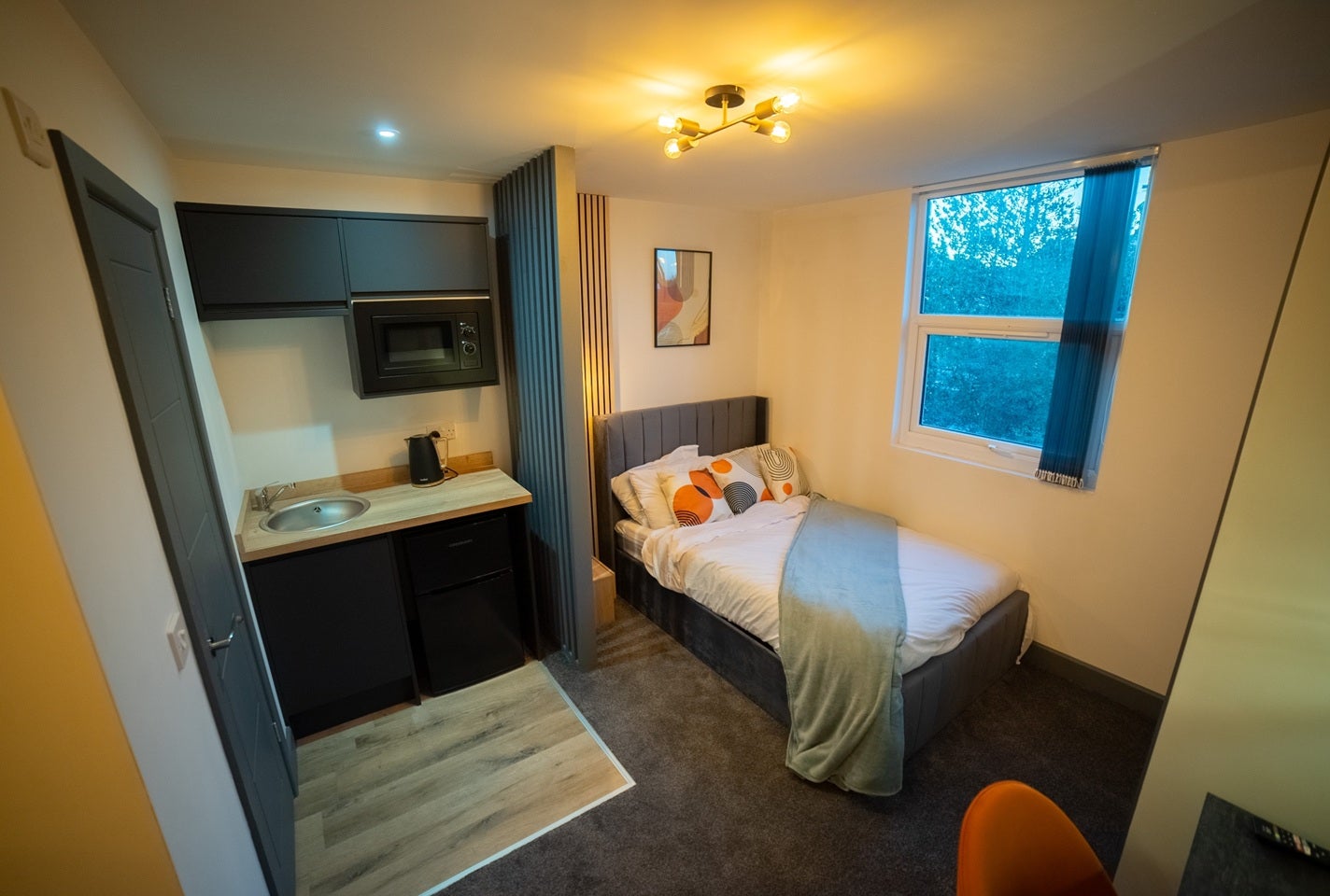 Room Meriden Street in Coventry