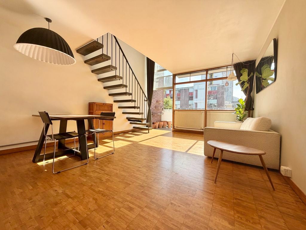 Flat Baltic Street West in City of London