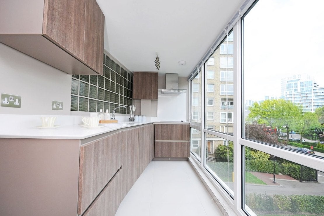 Flat Finchley Road in Greater London