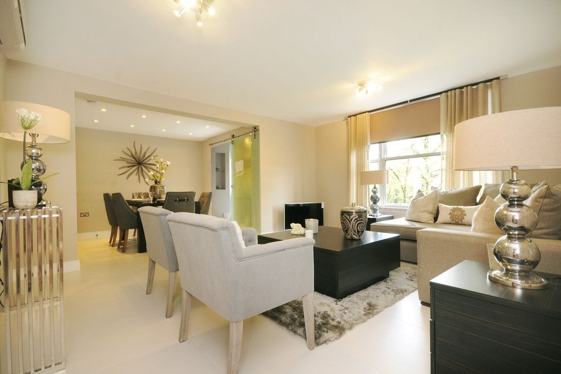 Flat Finchley Road in Greater London