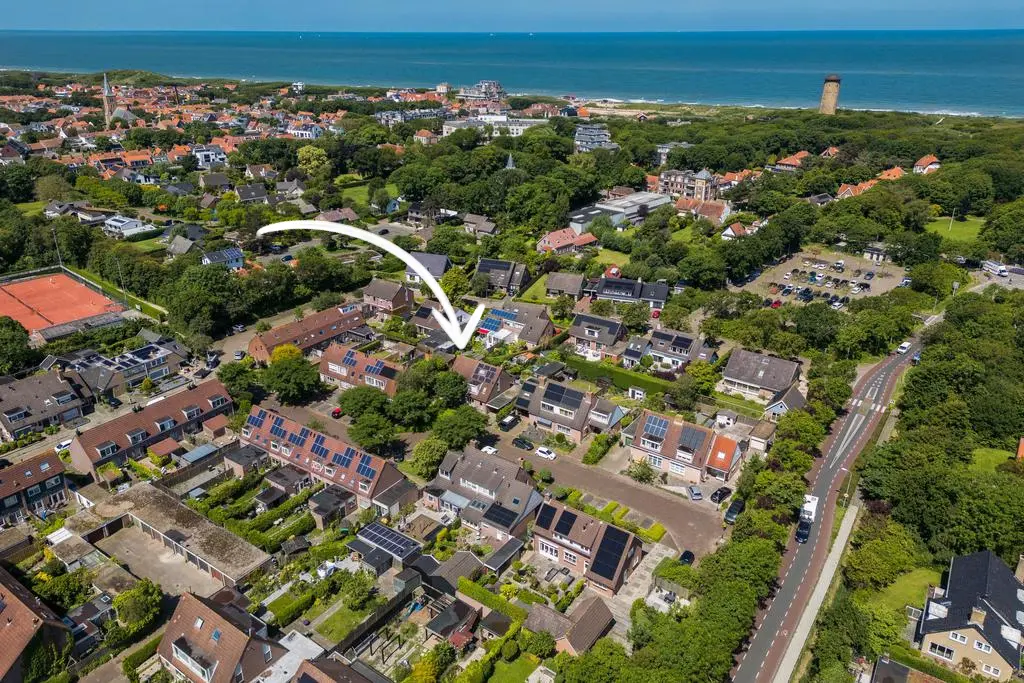 Spreeuwenhof 9 in Domburg