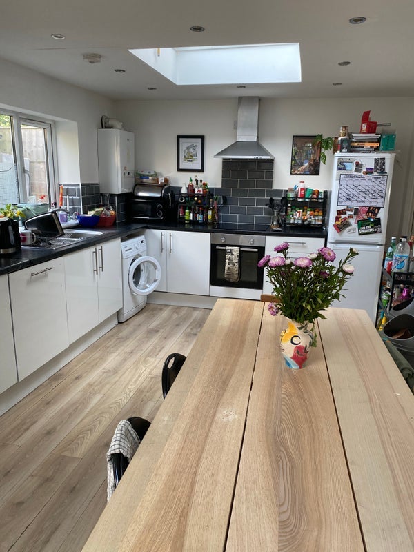Room Finnis Street in Greater London