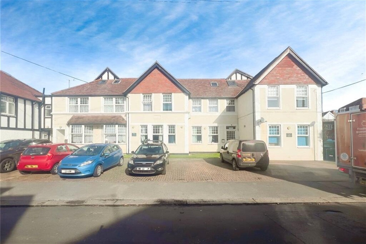 Flat Stocker Road in Arun