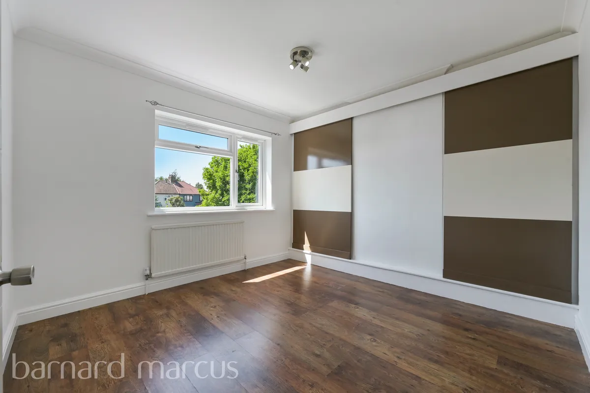 House Rochester Avenue in Greater London