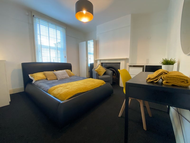 Room Marsham Street in Maidstone