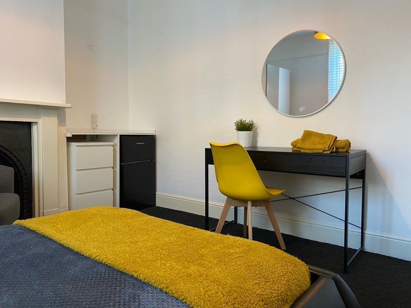 Room Marsham Street in Maidstone