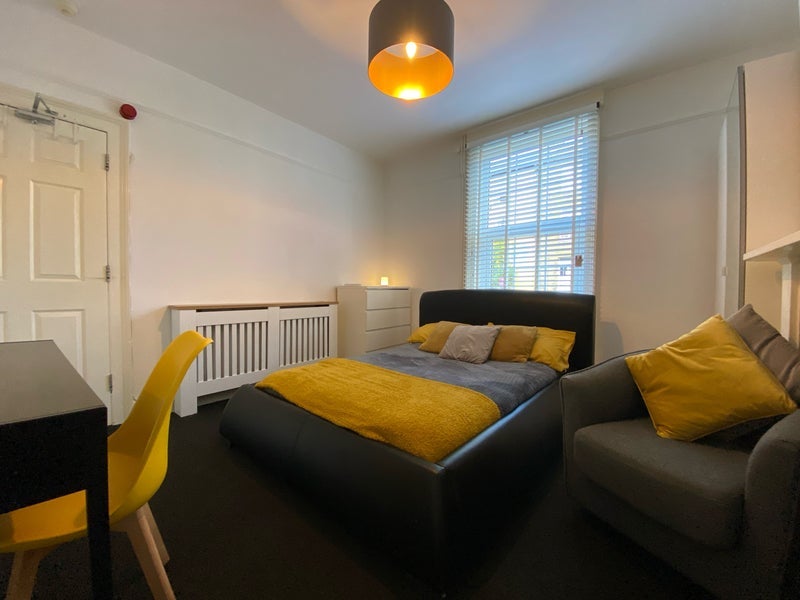 Room Marsham Street in Maidstone