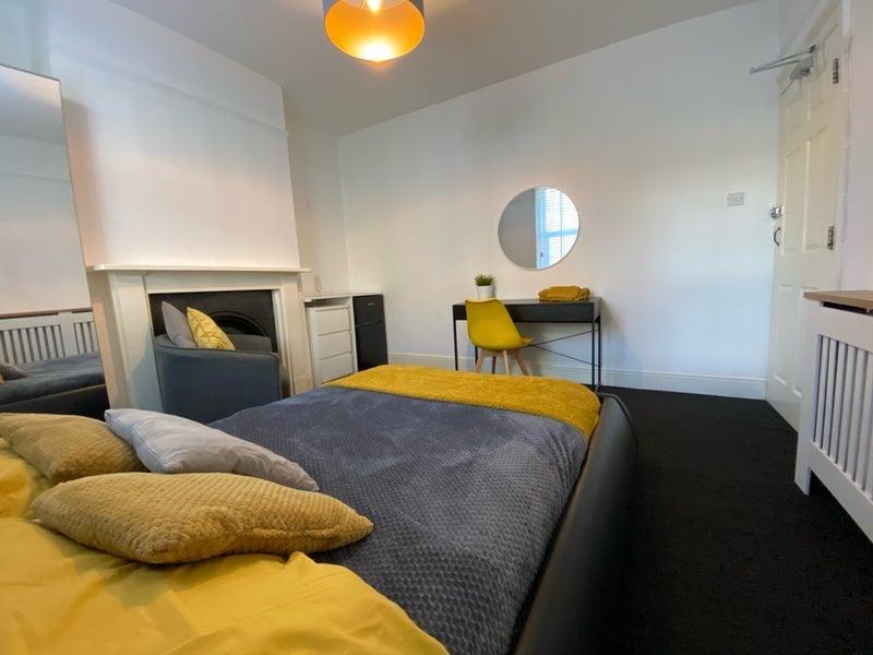 Room Marsham Street in Maidstone
