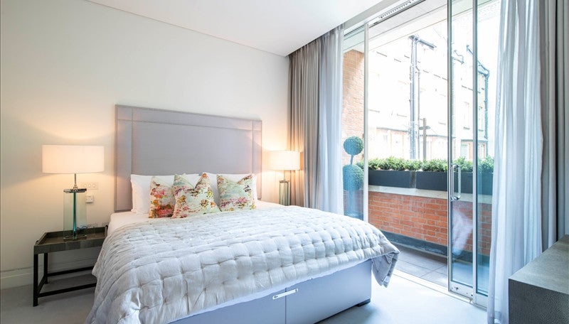 Flat North Audley Street in City of Westminster