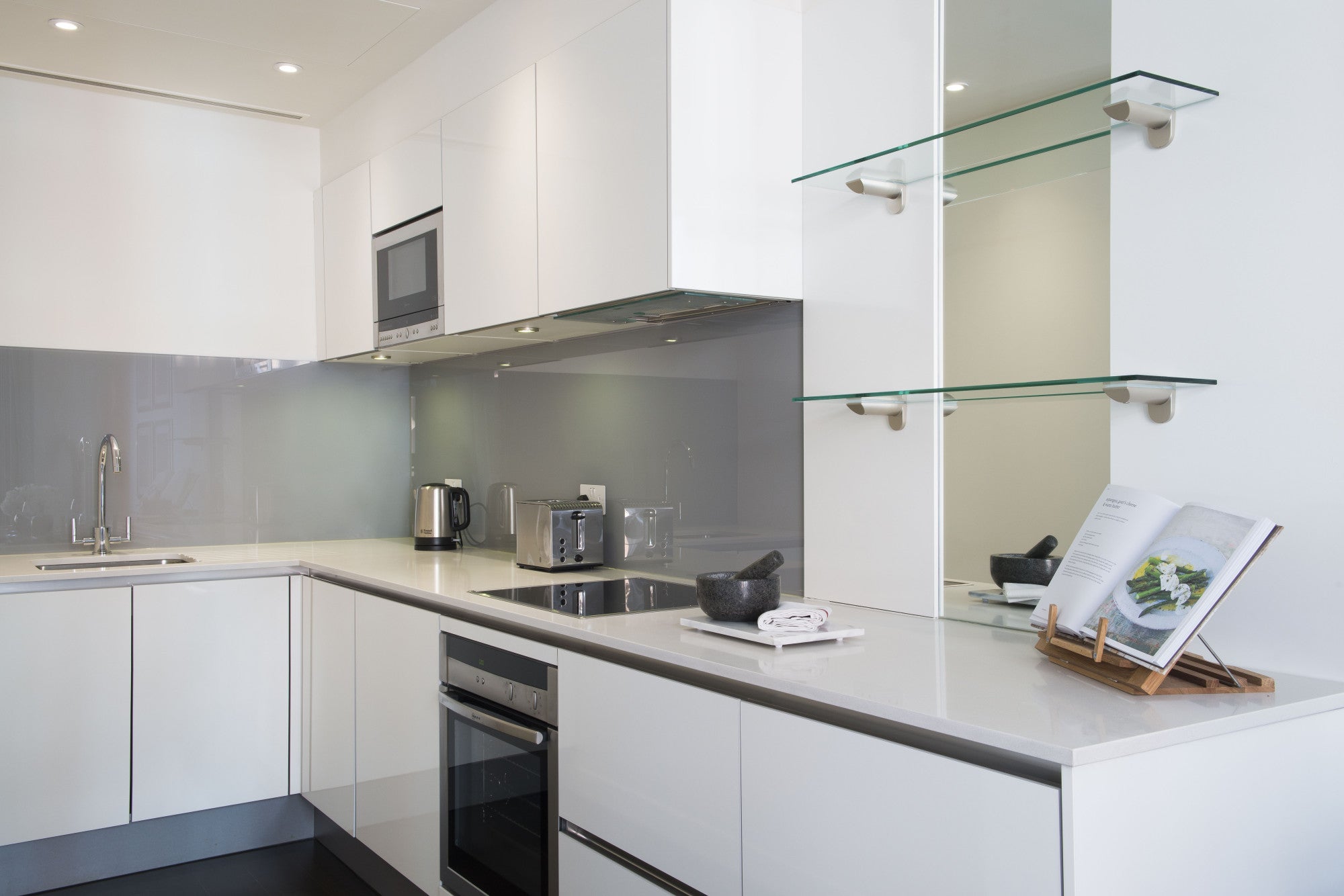 Flat North Audley Street in City of Westminster