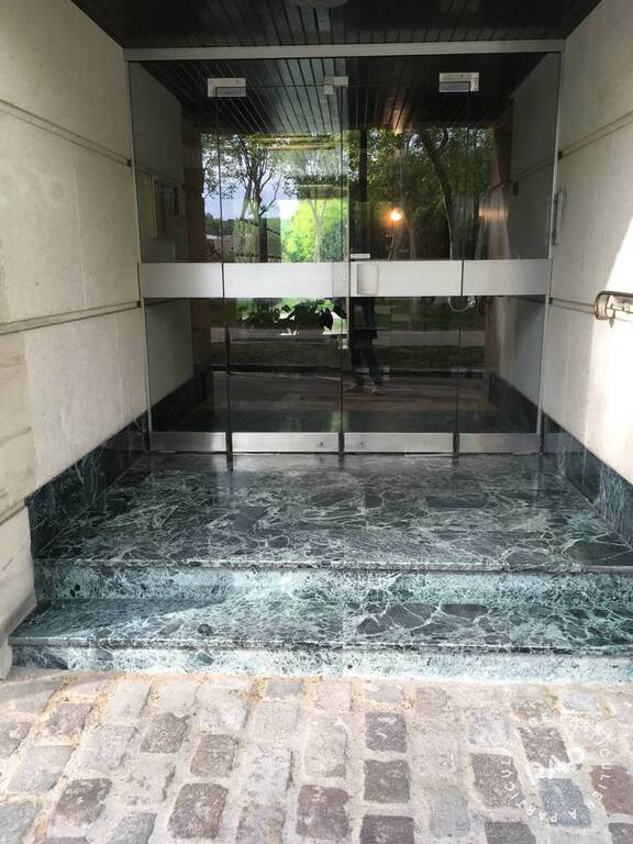 Appartement Avenue de Paris à Versailles