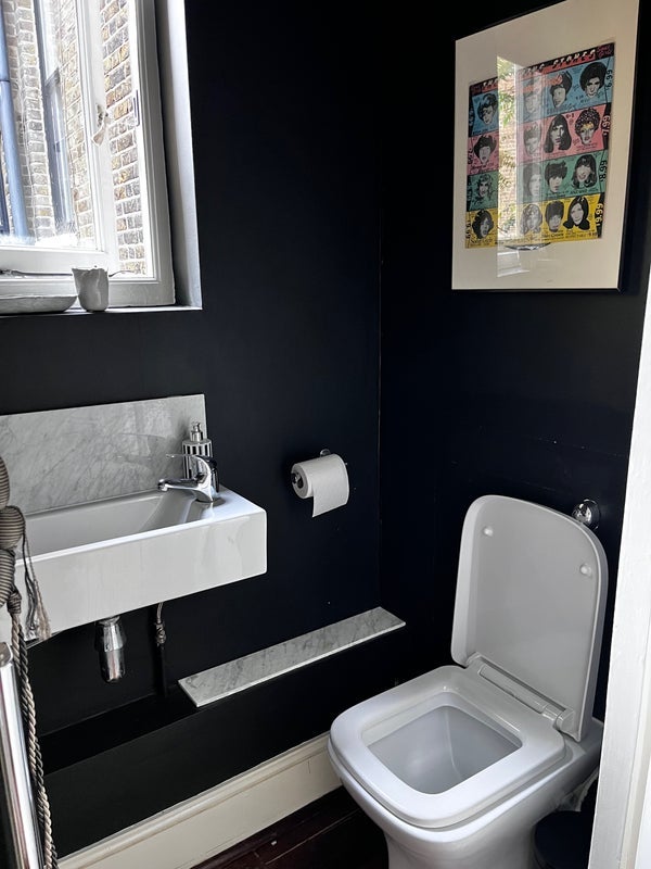 Room Finborough Road in Greater London
