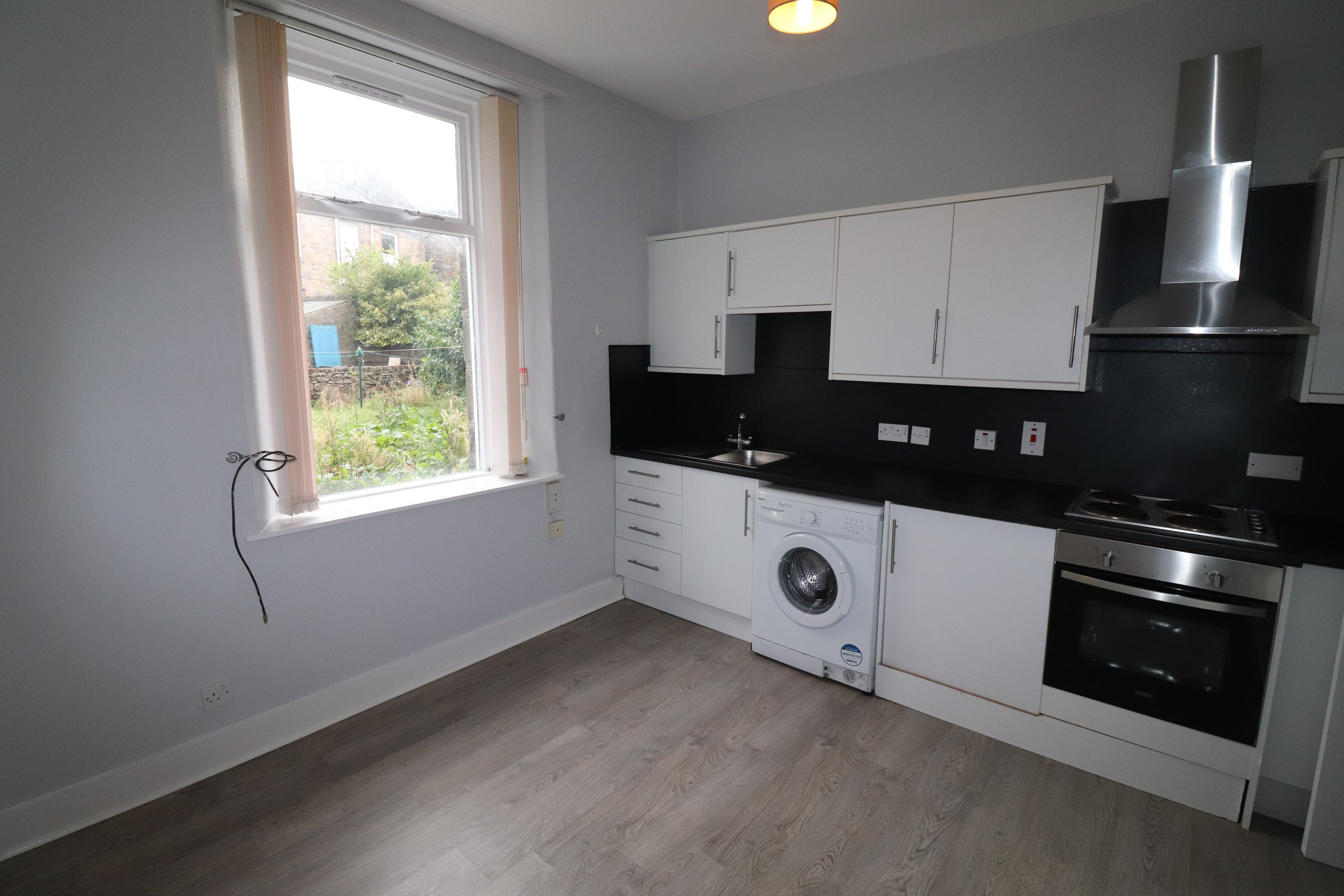 Flat Holburn Street in Aberdeen City