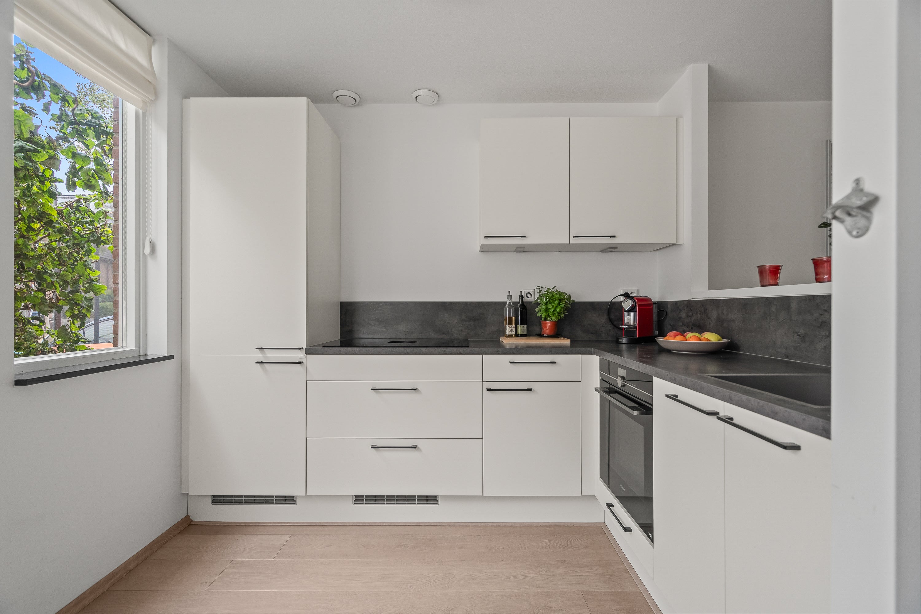 Tussenwoning te koop: Karekietweide 9, Houten