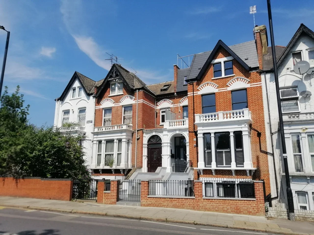 Flat Endymion Road in Greater London