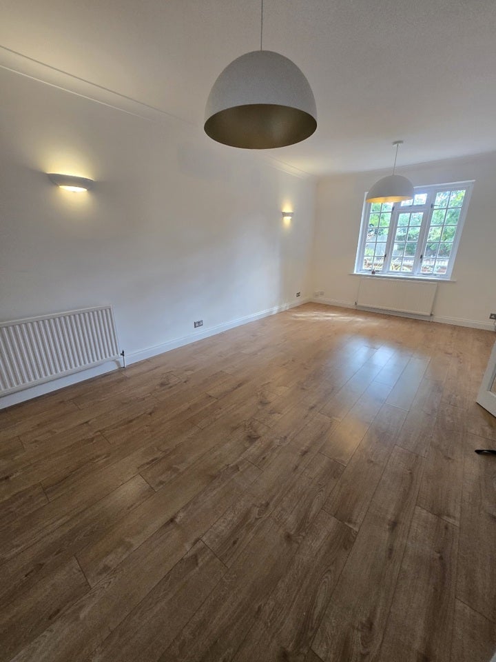 House Putney Park Lane in Greater London