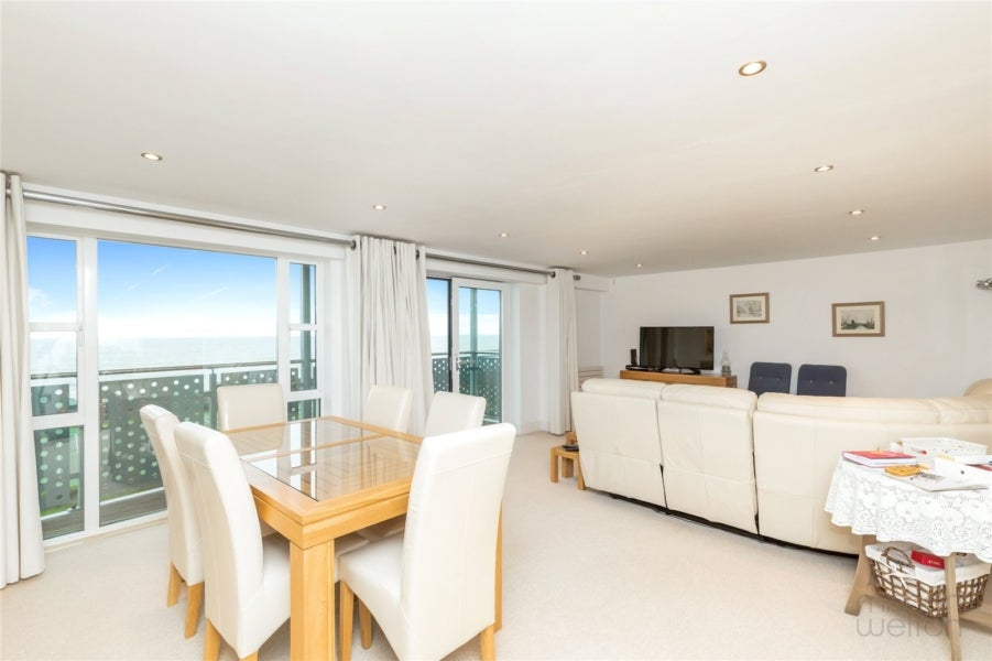 Flat Kingsway in Portslade by Sea